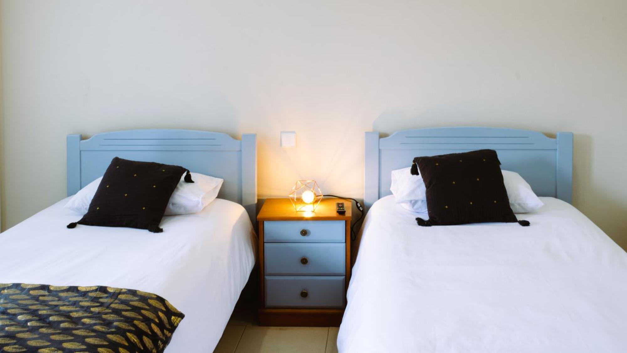 Hotel Cova De Lobo à Batalha Extérieur photo