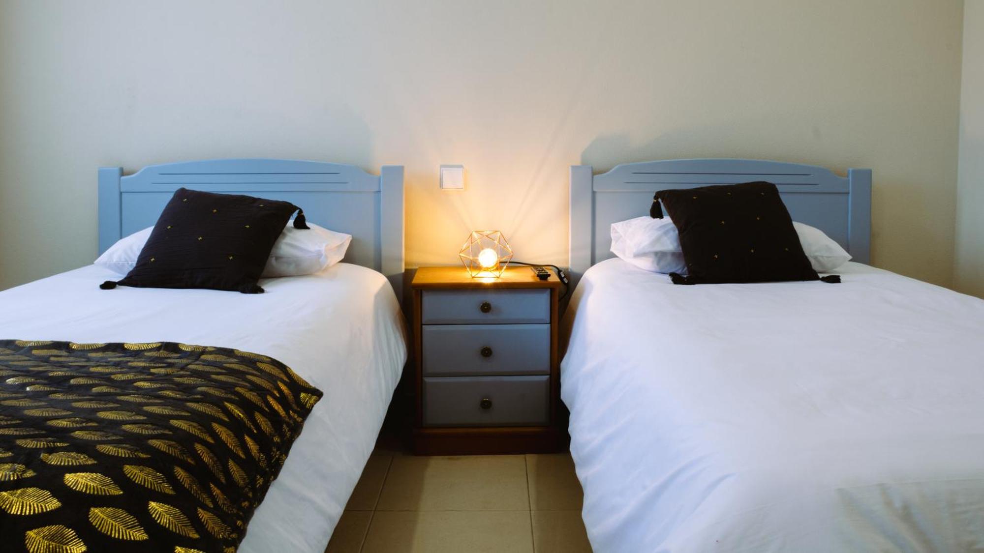 Hotel Cova De Lobo à Batalha Extérieur photo