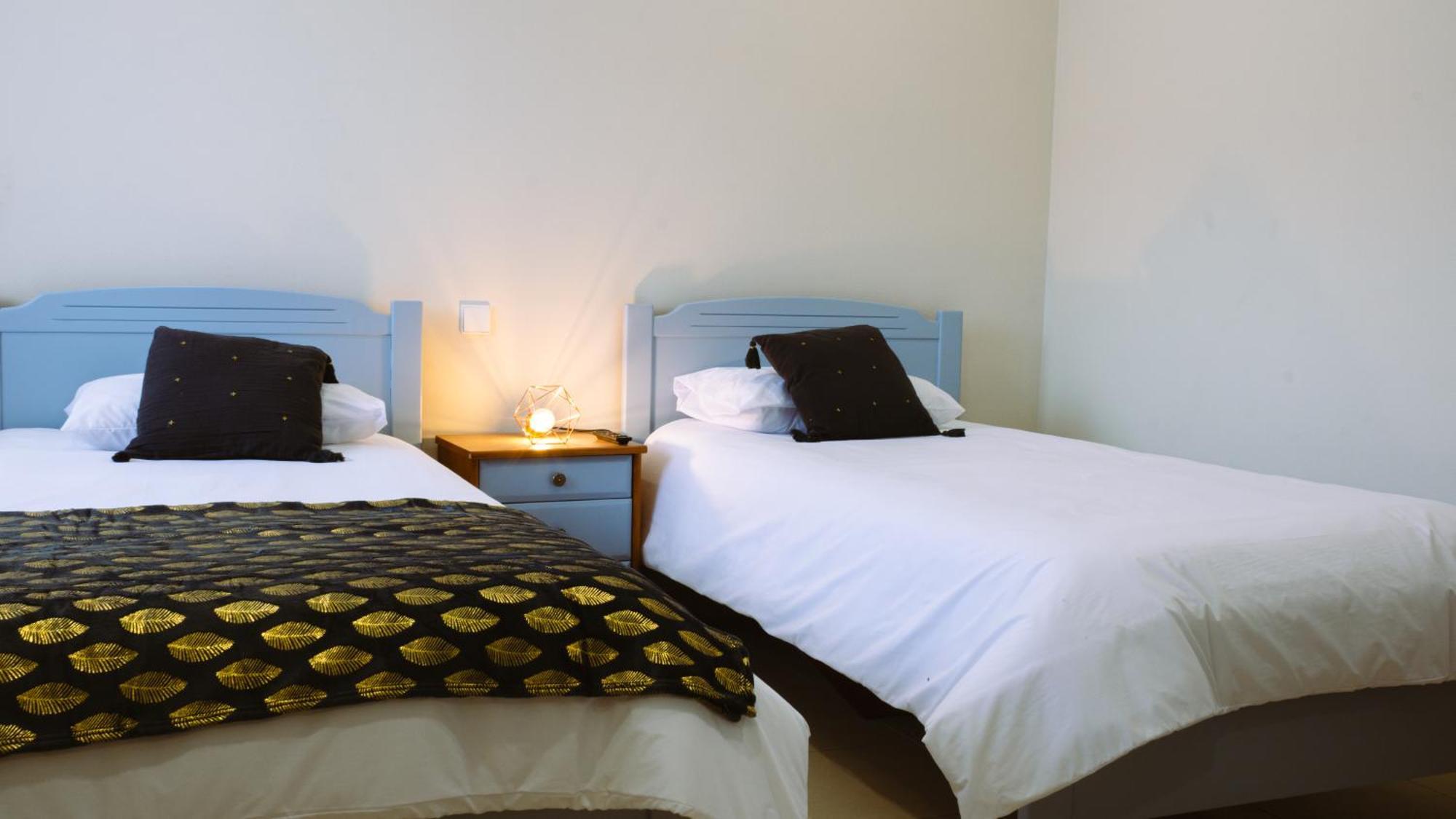 Hotel Cova De Lobo à Batalha Extérieur photo